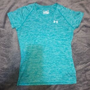 Blue fitted athletic T-Shirt